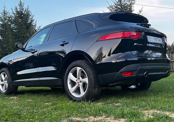 Jaguar F-Pace cena 115900 przebieg: 112800, rok produkcji 2017 z Białystok małe 742